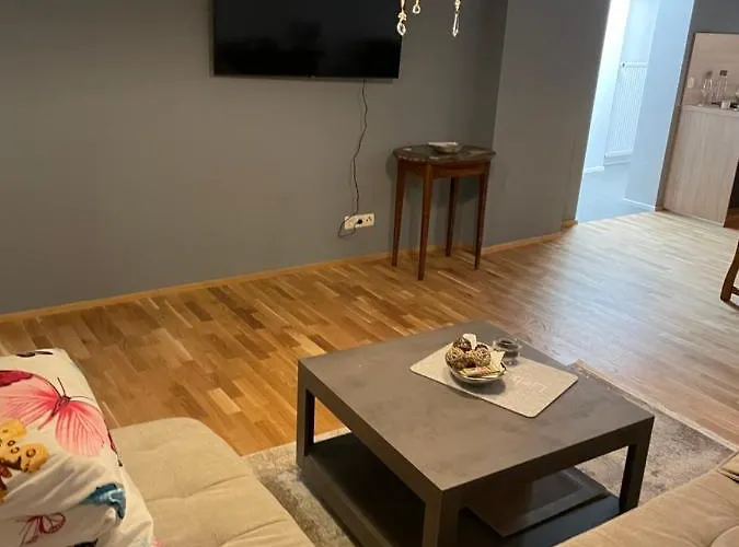 Freiblick 1 Bad Glbg Mit Garten Top1 *